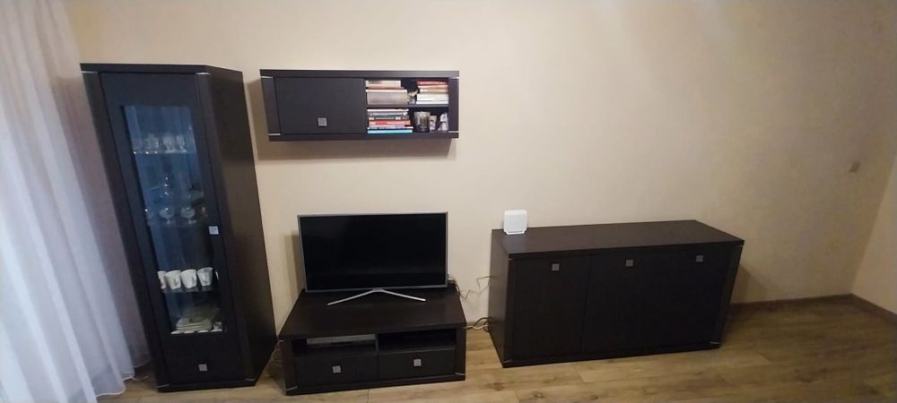 Sprzedam zestaw mebli