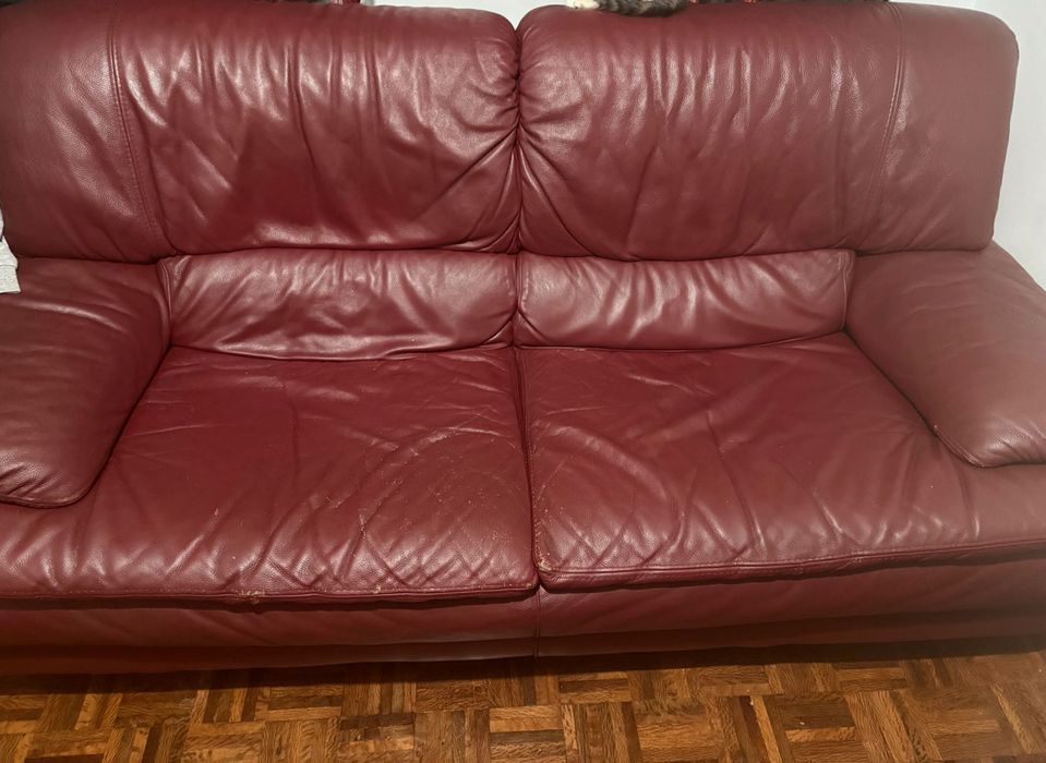 Sofá pele 2 lugares