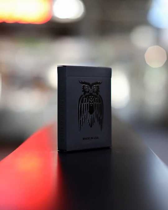 James Coffee Owl Deck Art of Play karty do gry Peter Mckinnon