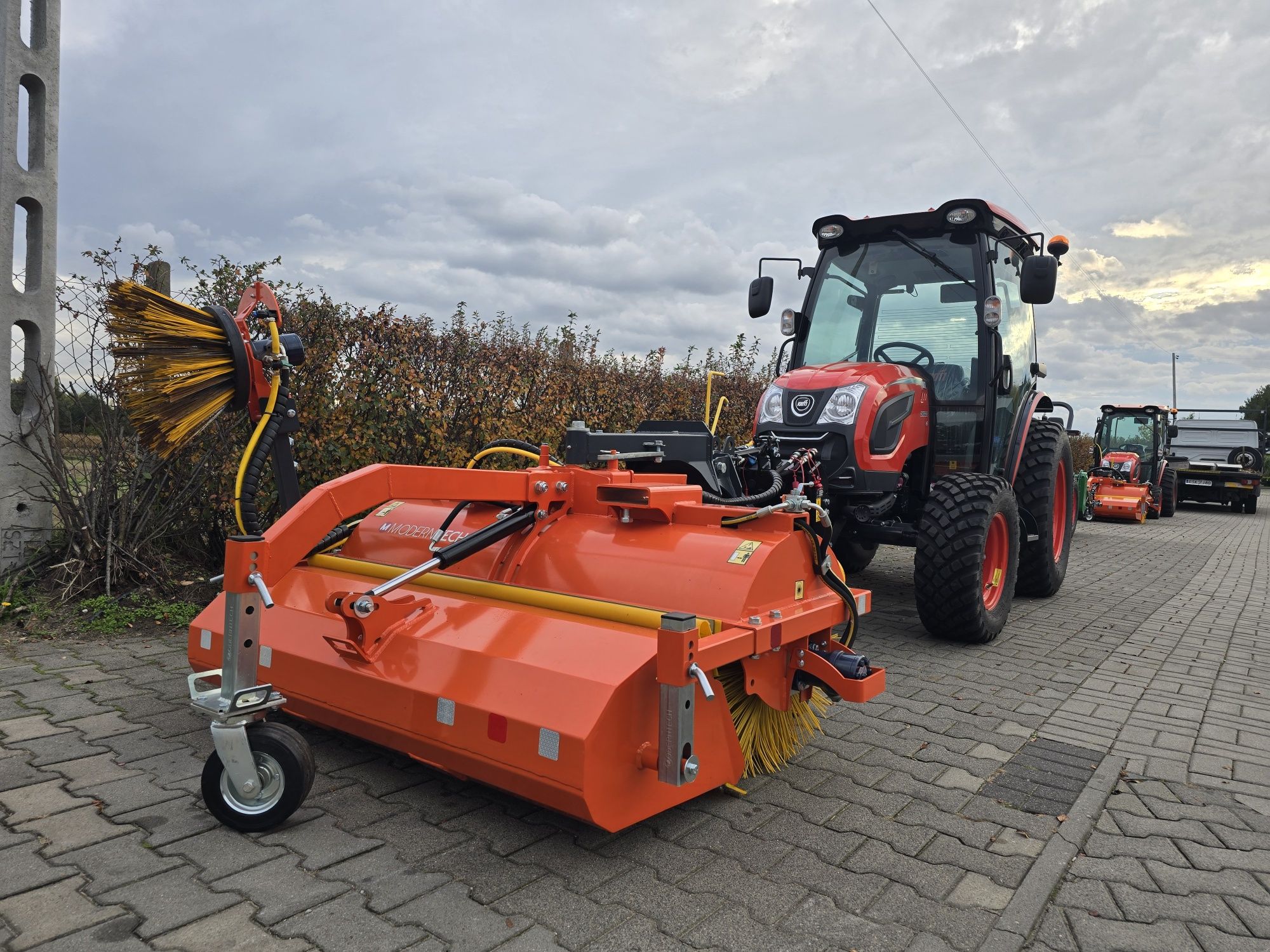 SUPER zestaw w SUPER cenie KIOTI DK6020CH skrzynia bezstopniowa HST