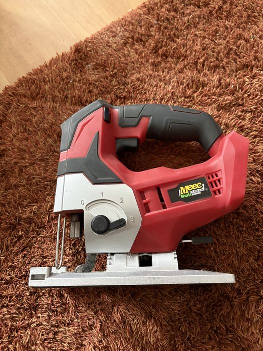 Wyrzynarka akumulatorowa Meec Tools 18V