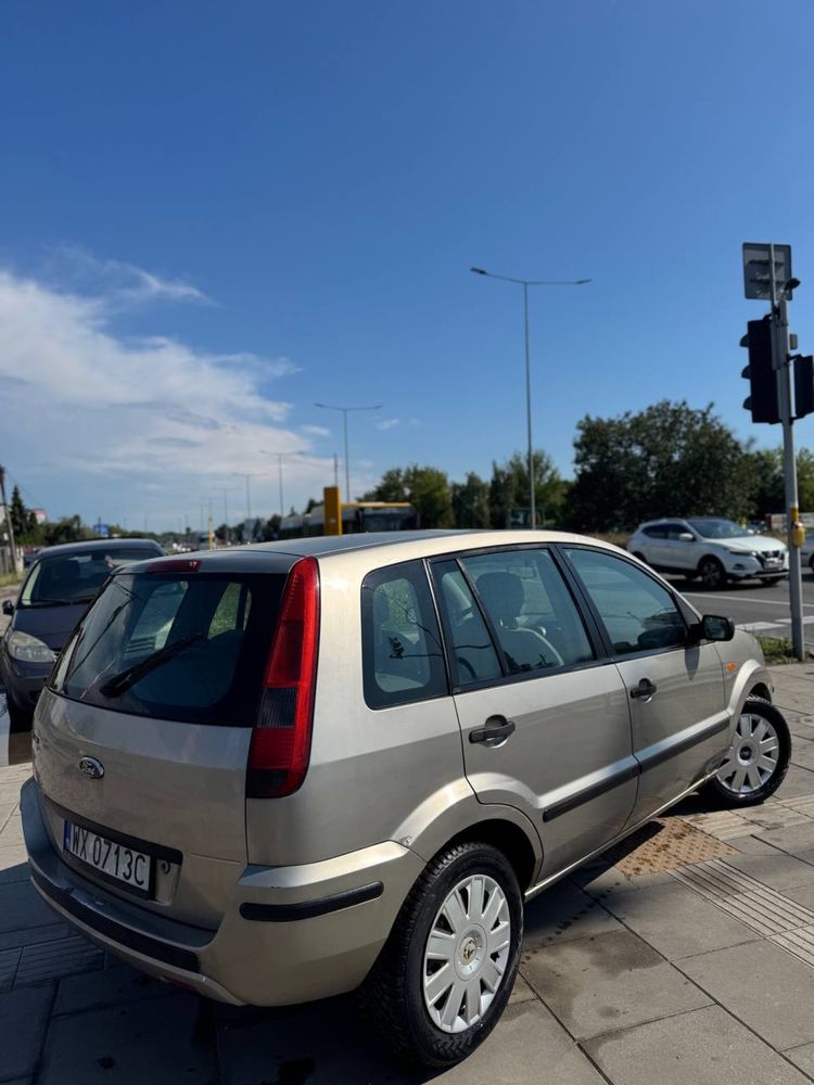 Na sprzedaż Ford Fiesta 1.4LPG/Nowy Rozrząd/Oszczędny/Klimatyzacja