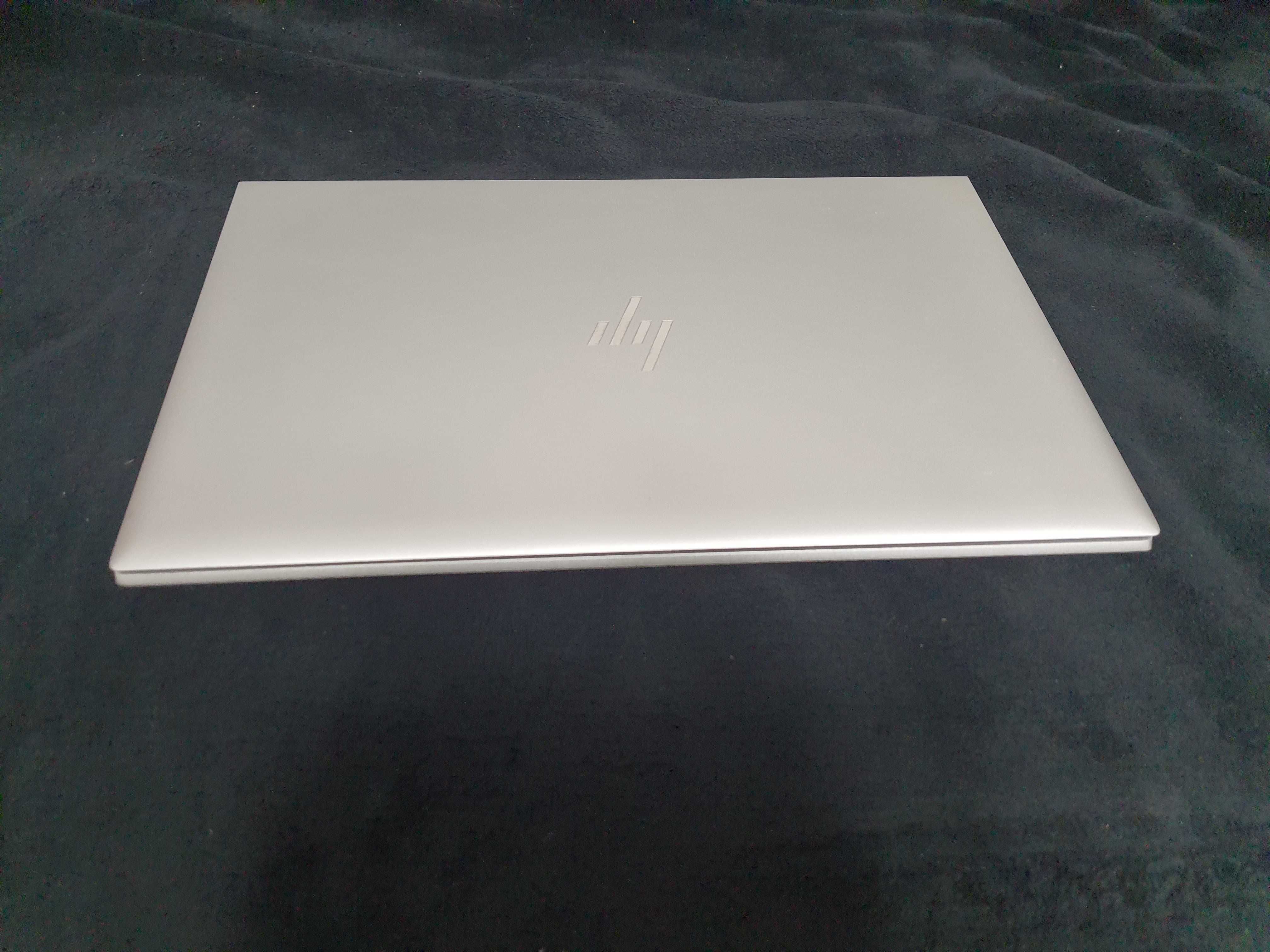 Portatil HP ELITEBOOK de linha empresarial com Windows 11 PRO