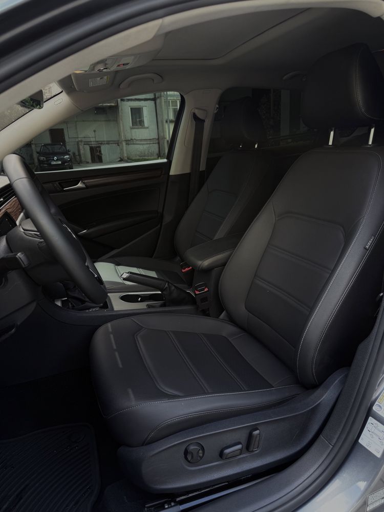Volkswagen Passat B9 USA NMS 2 2021 2.0 бензин