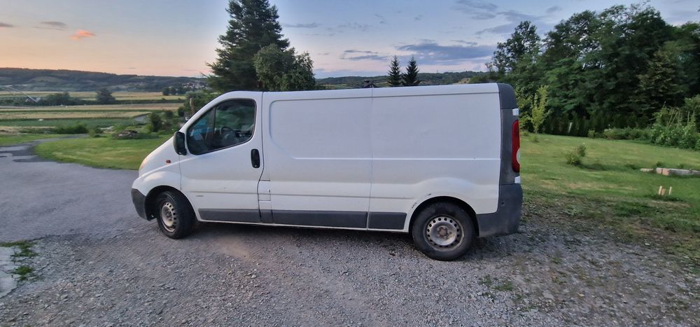 Opel vivaro 2.5 cdti 2008