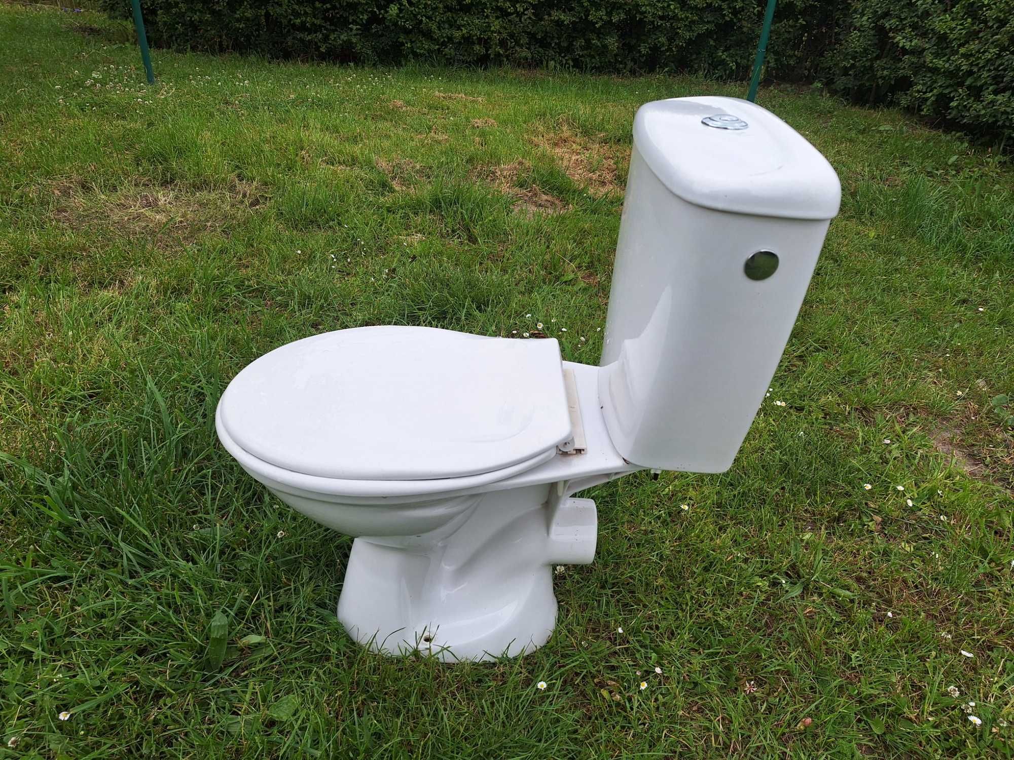 Kompakt WC, toaleta.