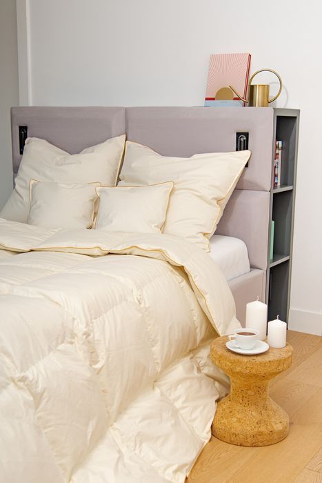 Kołdra AMZ BASIC całoroczna puch 70% 200x200cm Różowy