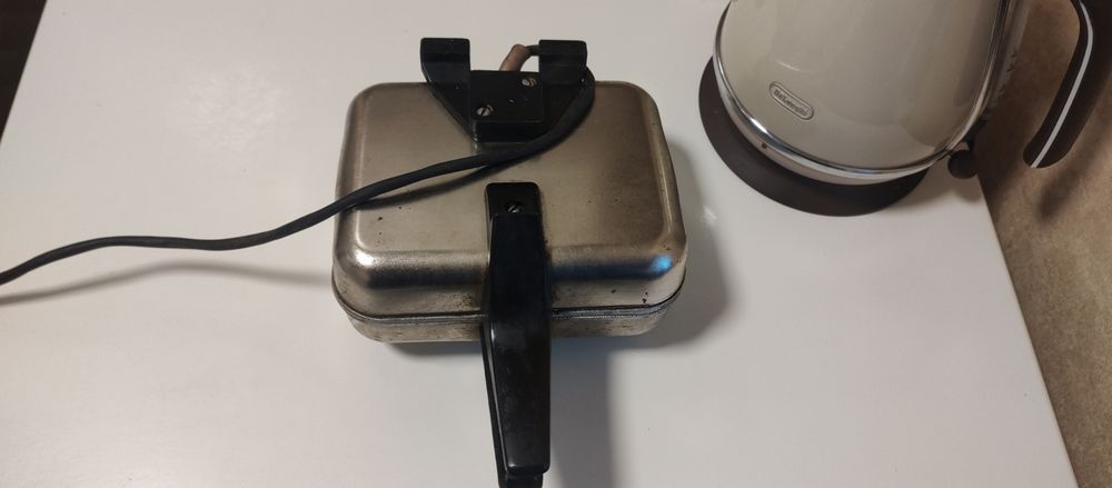 Электровафельница СССР