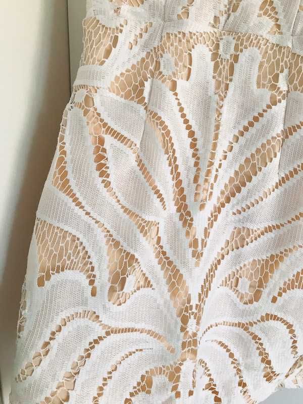 Sukienka damska M 38 Missguided koronkowa z dekoltem na szelkach boho