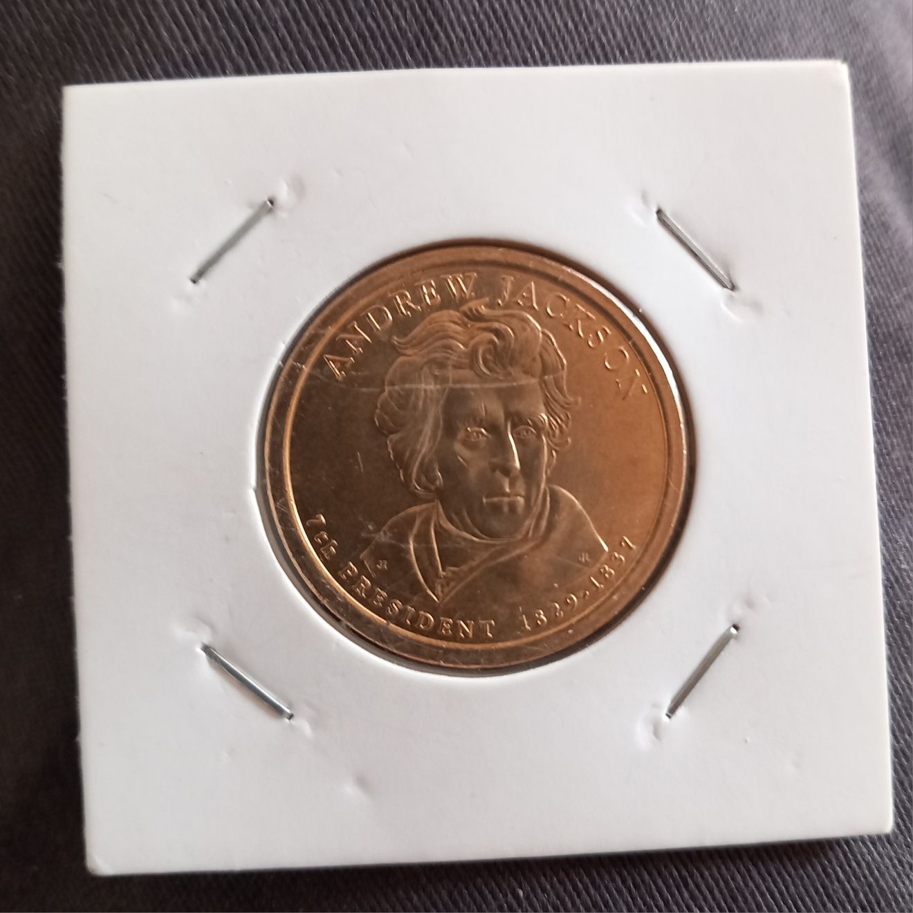 Notas, moedas, medalhas