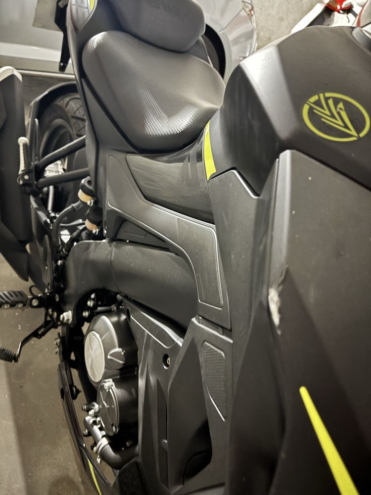 Keeway RKF 125 com 3mil KM