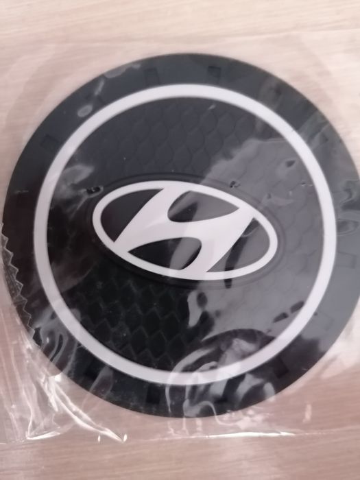 Подстаканник Hyundai діаметр 71 мм. 2шт. Коврики в подстаканник анти с