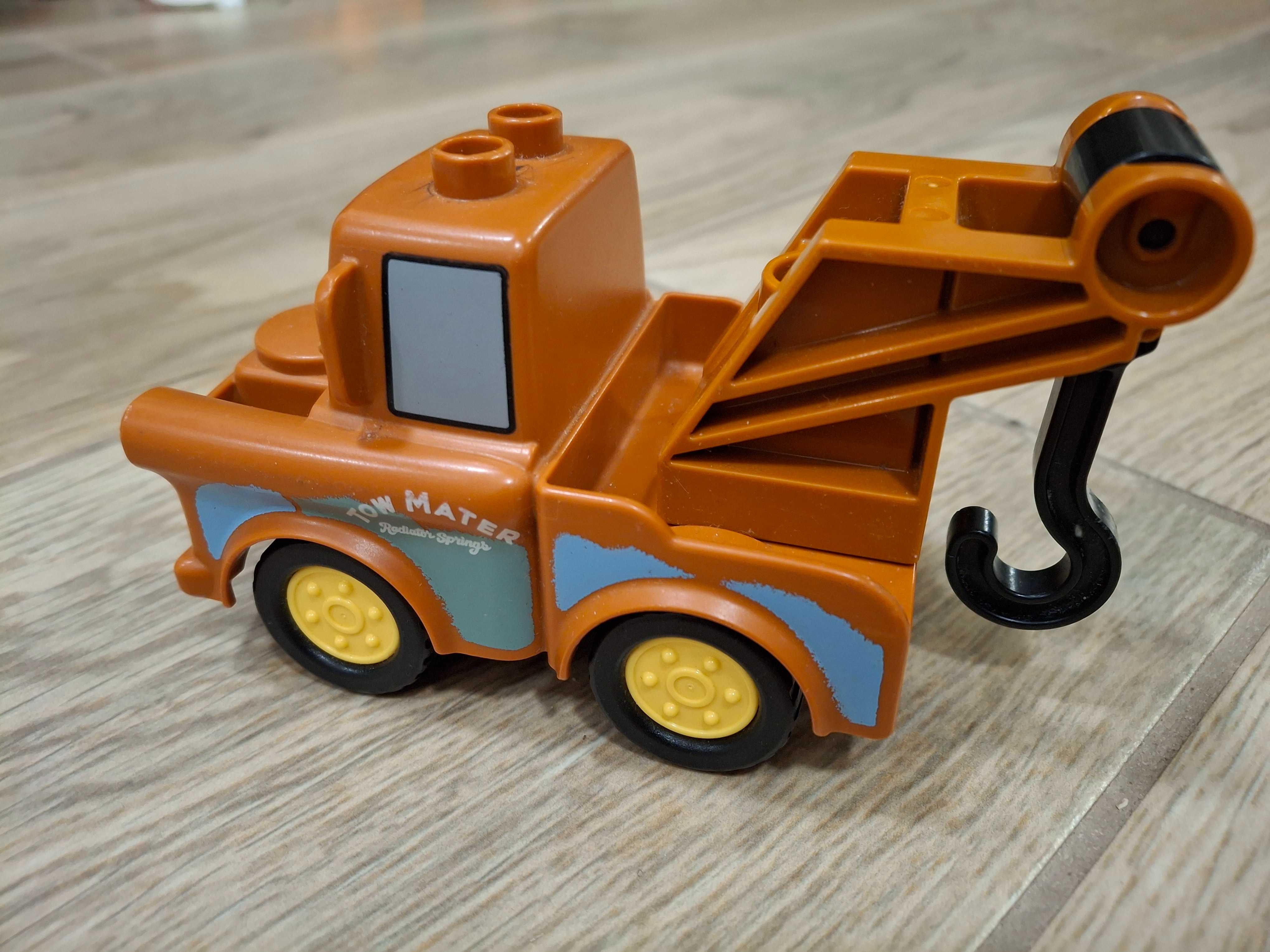 Pojazd złomek z LEGO Duplo 10856 Szopa Złomka