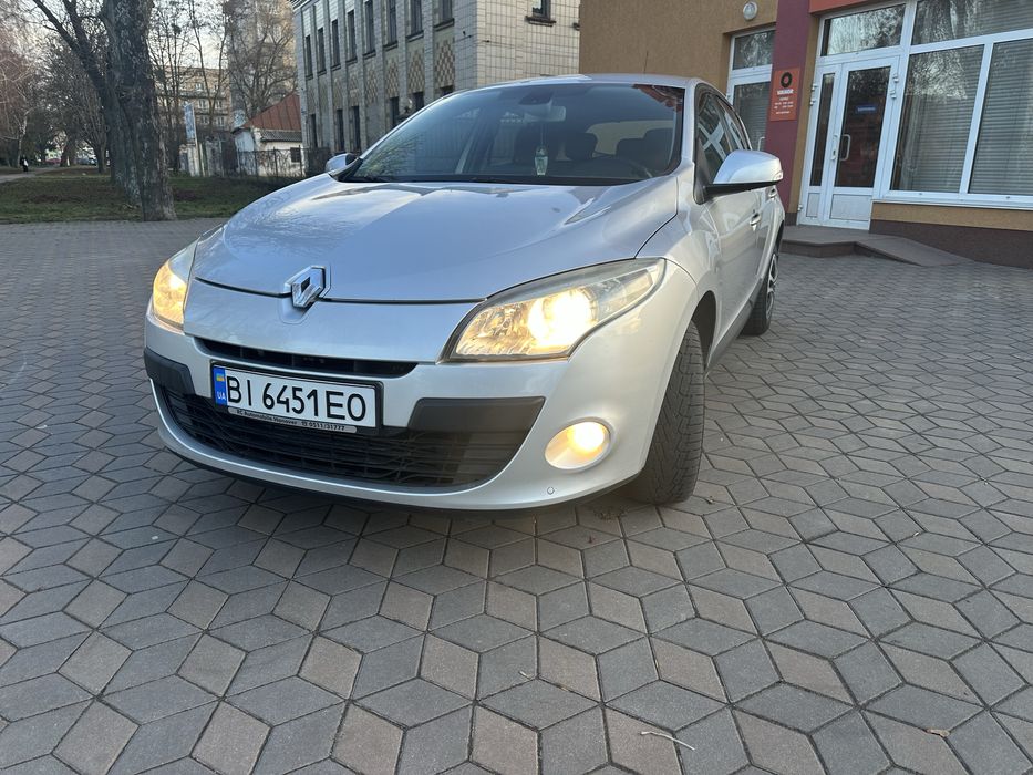 Продам свій автомобіль Рено Меган 3 , 1,5дизель