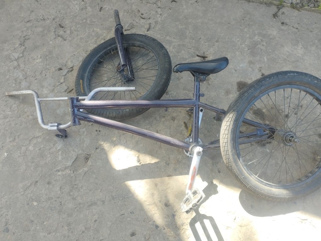 Продам BMX по запчастинам