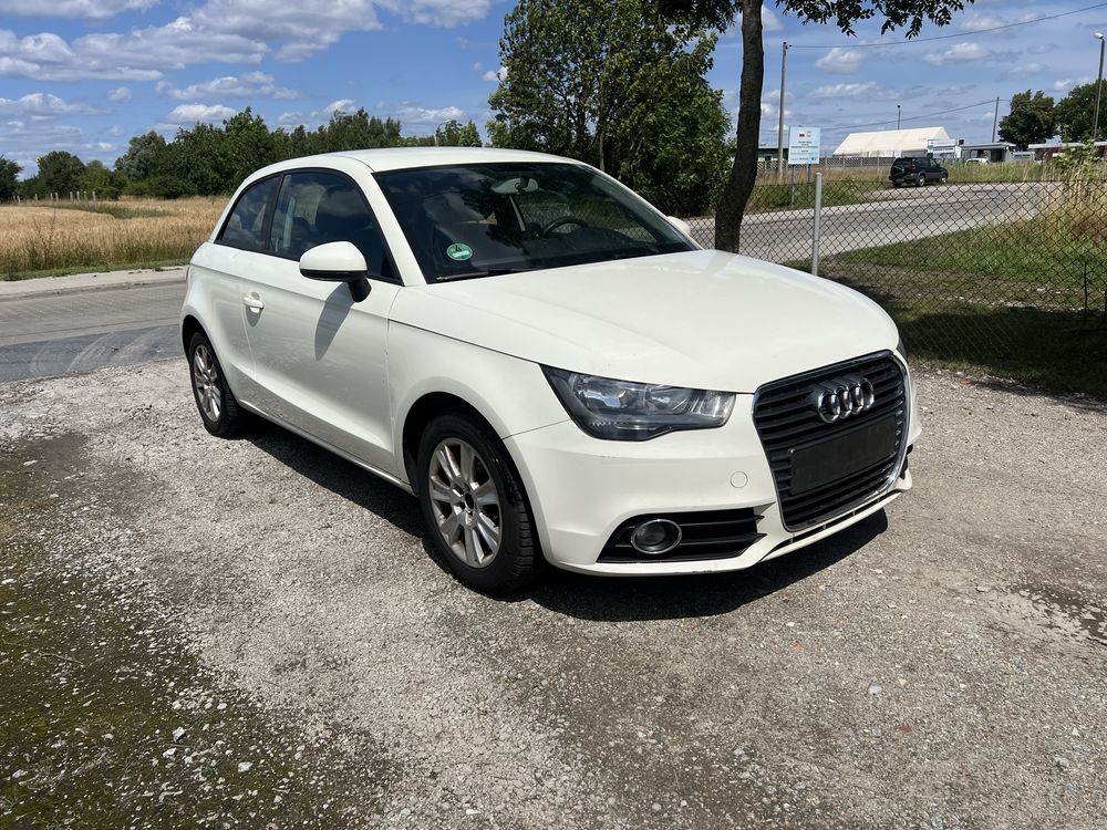 Audi A1 • 2012r • 1.2 • Uszkodzona skrzynia biegów (jezdny)