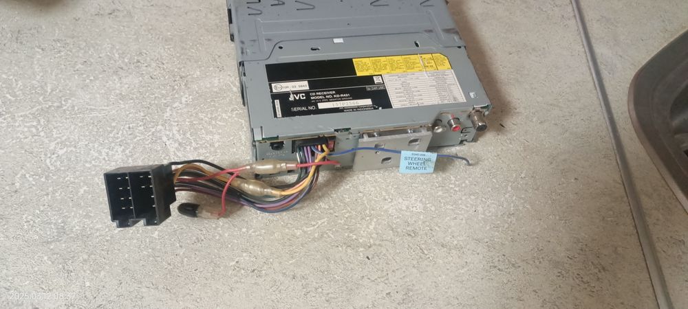 Продам автомагнитолу JVC