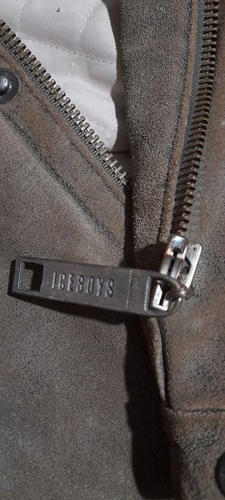 РАСПРОДАЖА.кожаная куртка бомбер,замшевая курточка пилот