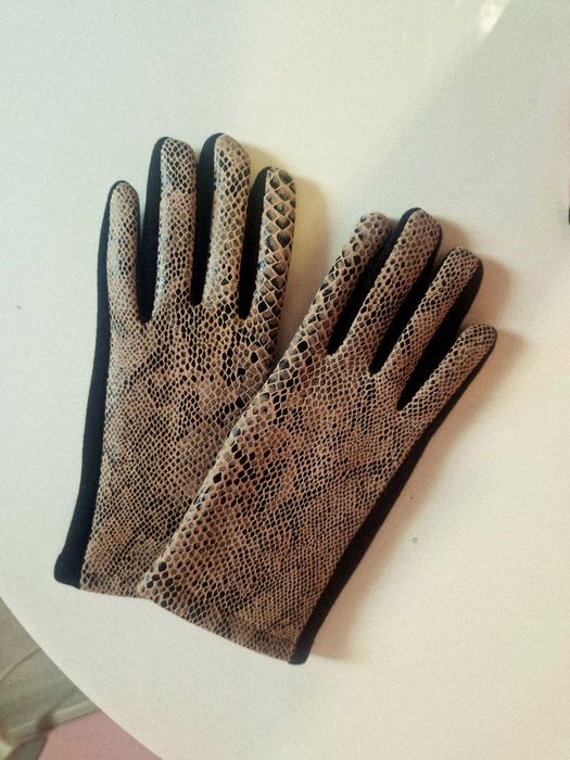Rękawiczki weżowa skórka