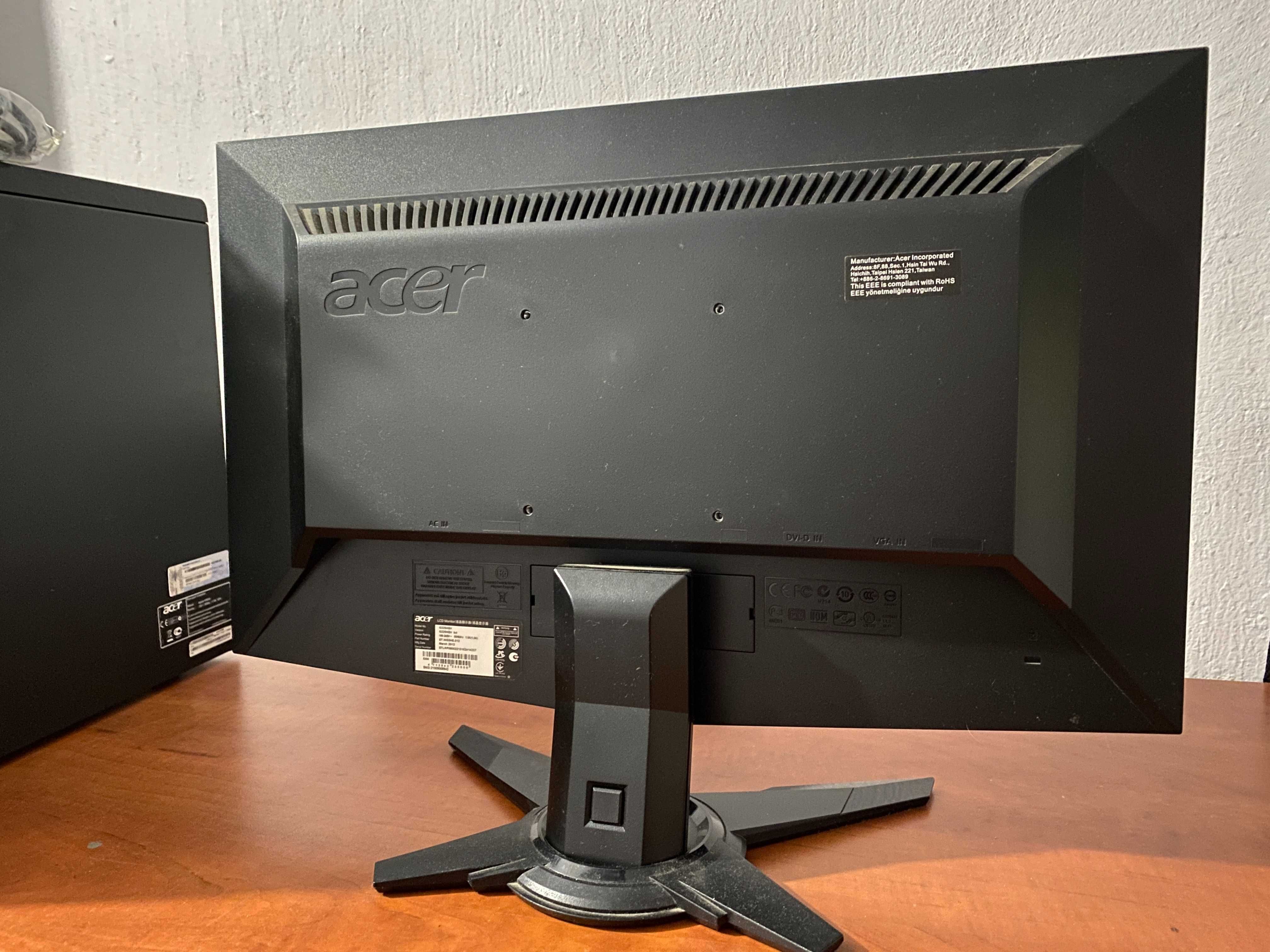 Komputer stacjonarny z monitorem Acer tanio
