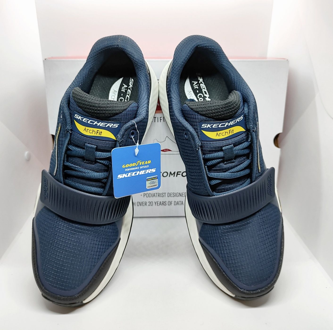 Кожаные 26 27,5 29 30см кроссовки Skechers Arch Fit Goodyear