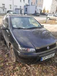 Fiat Punto uszkodzony