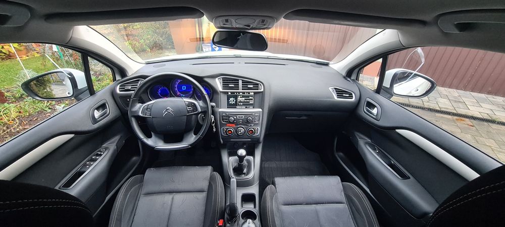 Citroen c4 1.6hdi biała perła navi, klimatronk, 2 komplety kół