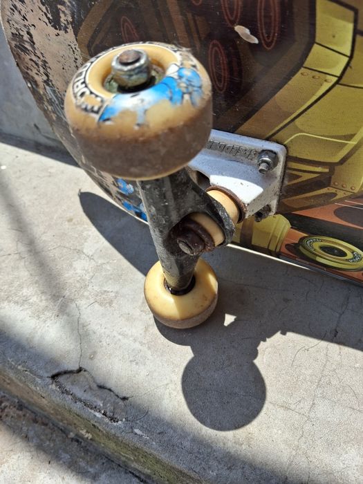 Skate com extras troco por bmx