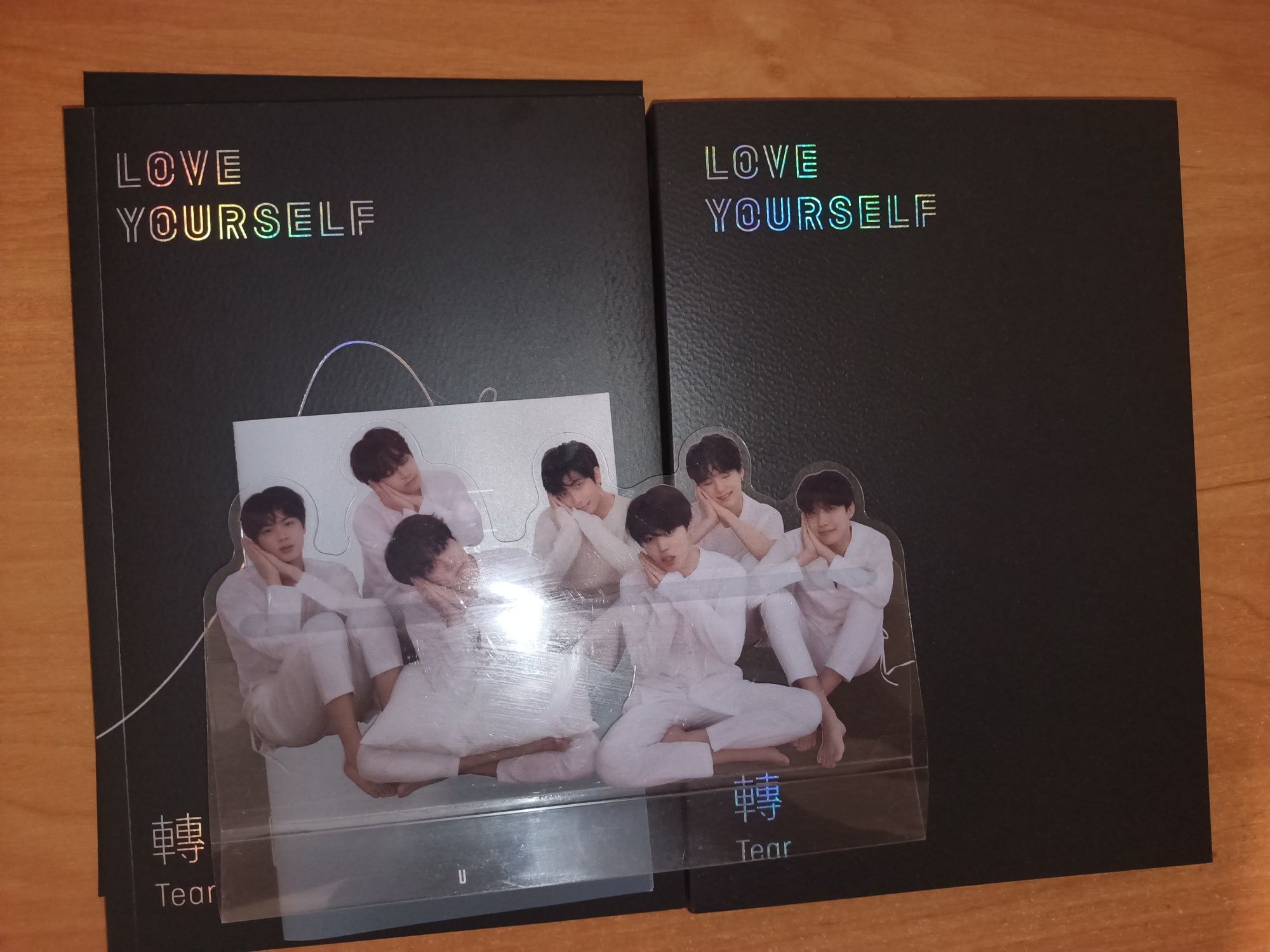 Альбом BTS Love Yourself Tear