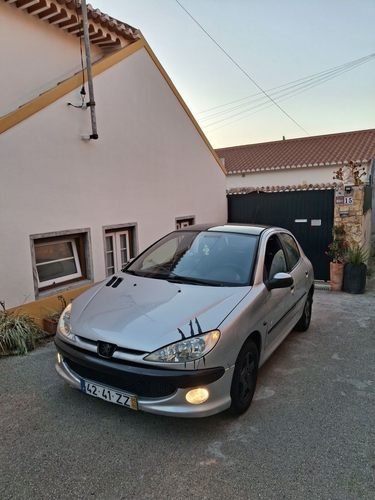 Peugeot 206 com teto panorâmico