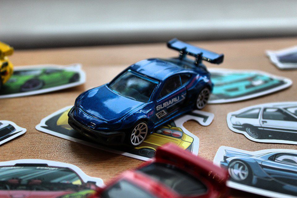 продам коллекционные машинки hot wheels, rmz city, burago/jdm