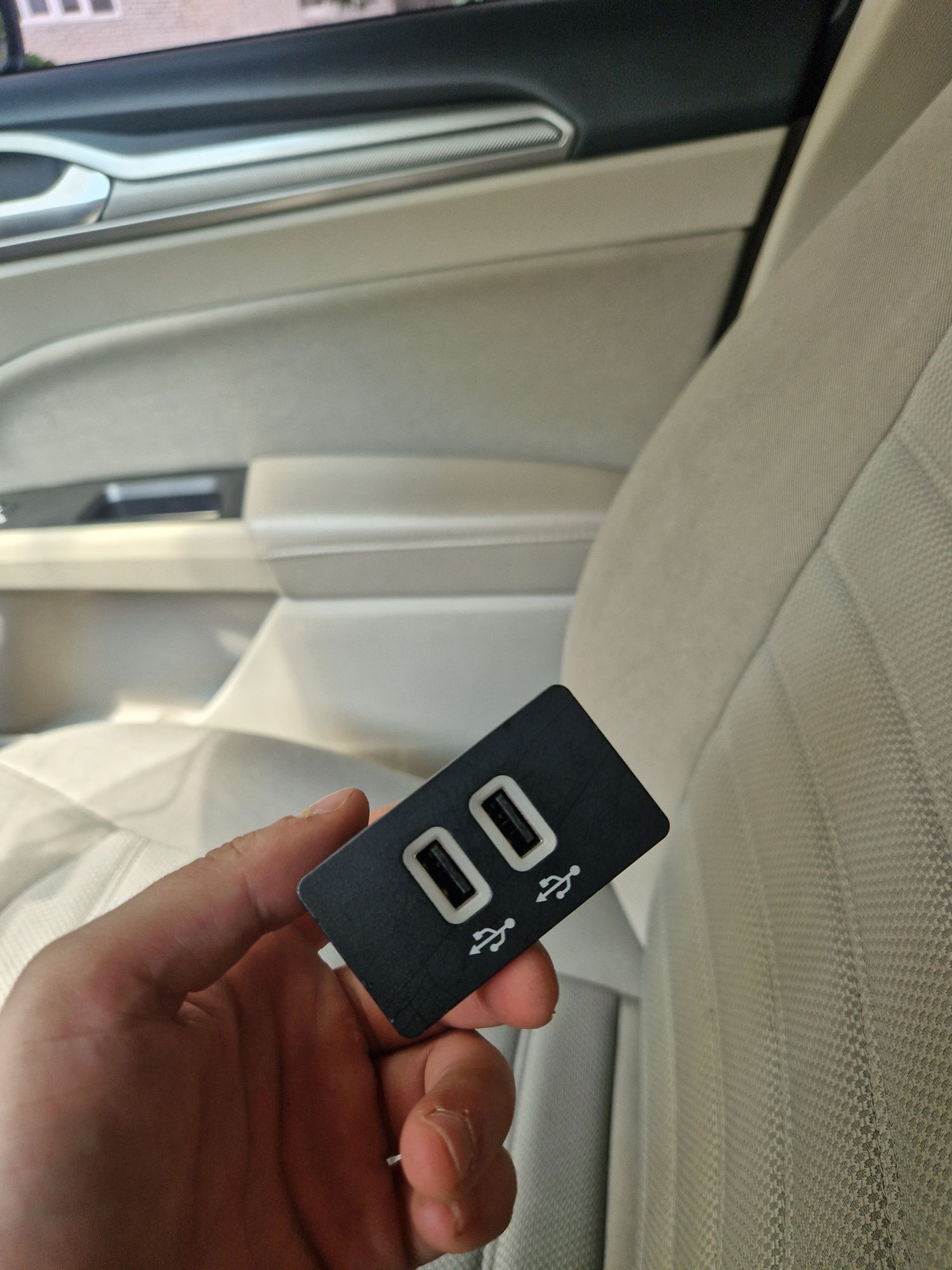 Ford sync 2 мультимедіа