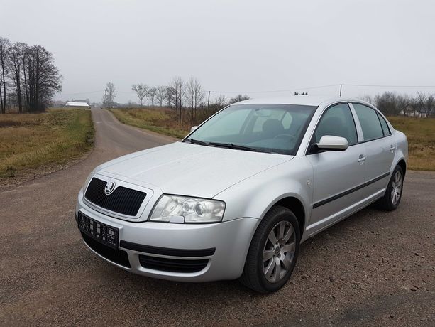 Skoda Superb 2,8b