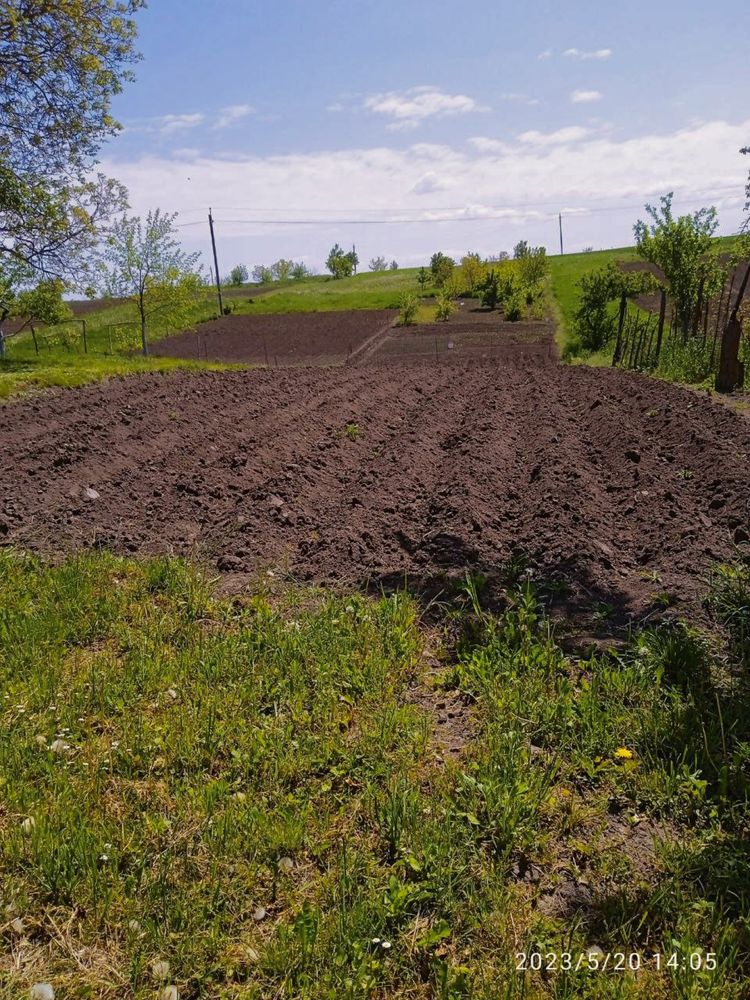 Продається приватизована ЗЕМЕЛЬНА ДІЛЯНКА в Красилові