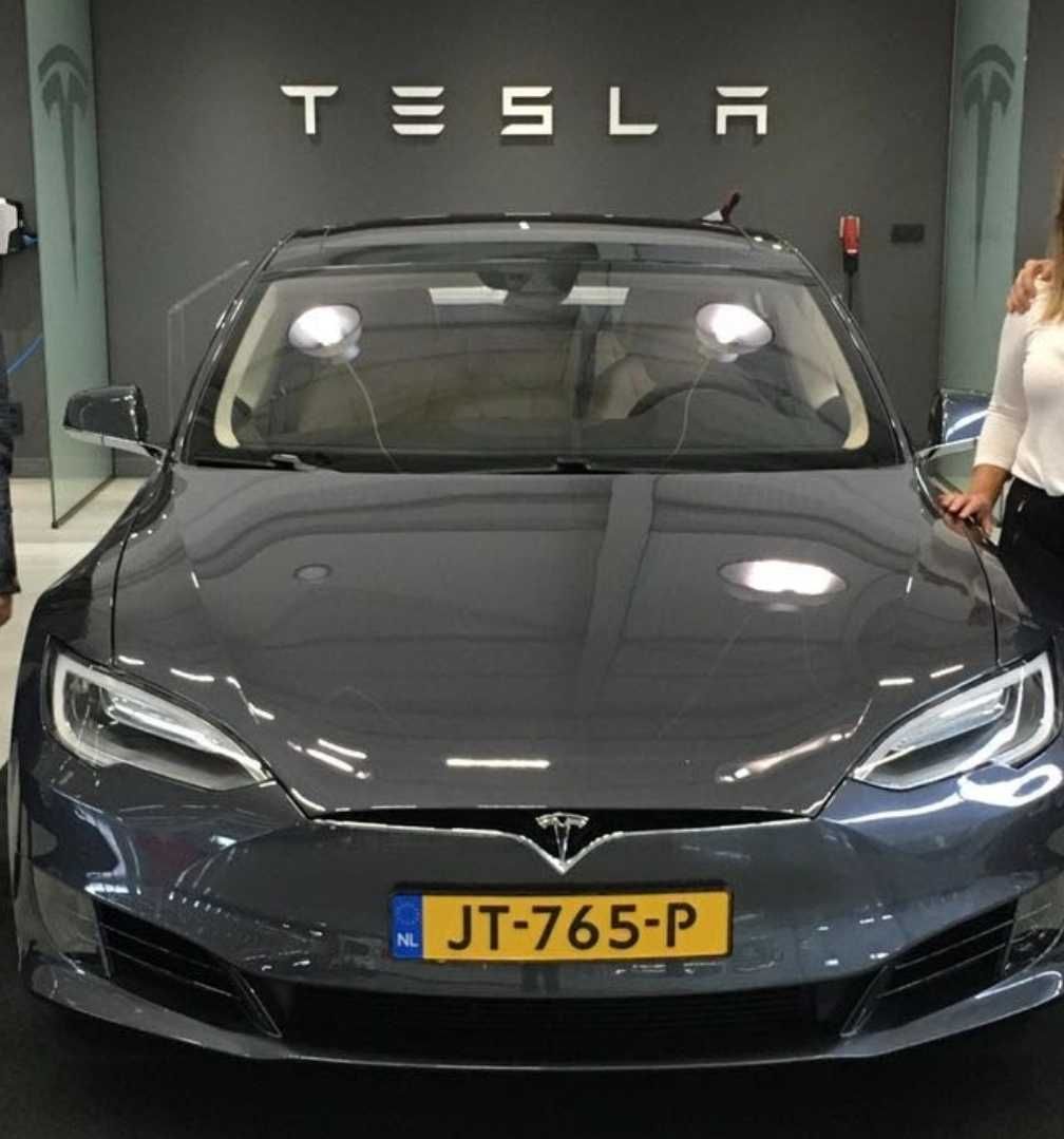 Tesla Model S 75 Free Charging 2016