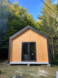 Domek z drewna typu stodoła