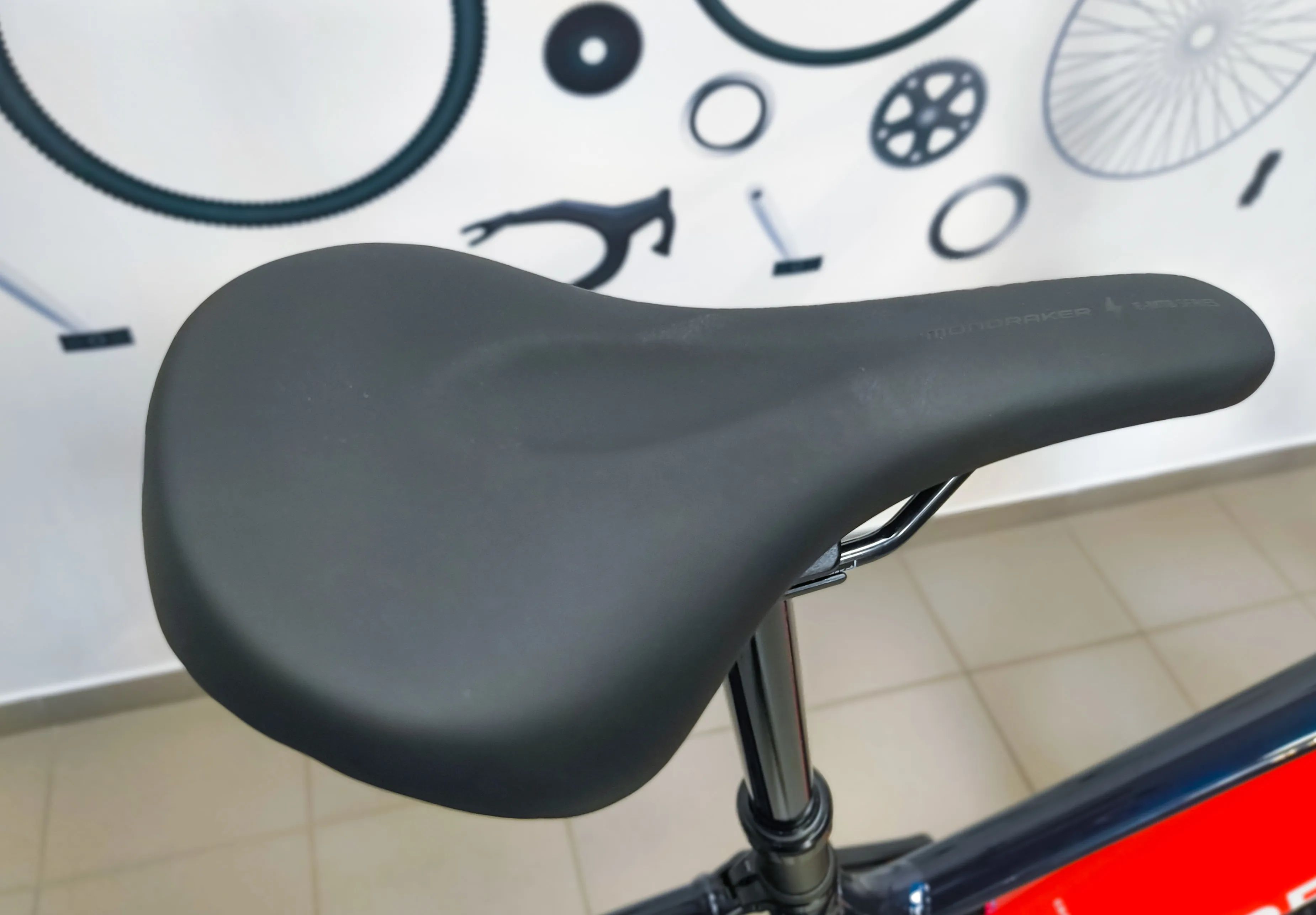 Rower elektryczny Mondraker Chaser R flame red/midnight 2025