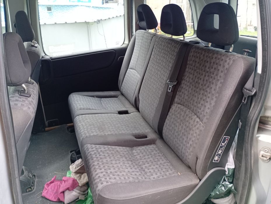 Całość na części