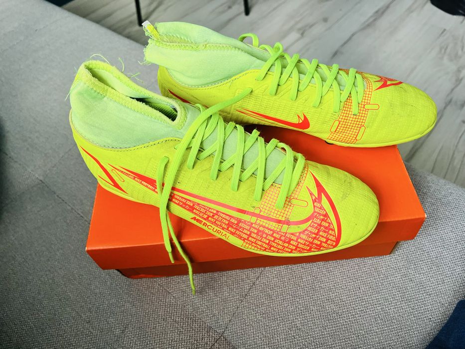 Korki  Nike Mercurial 40,5