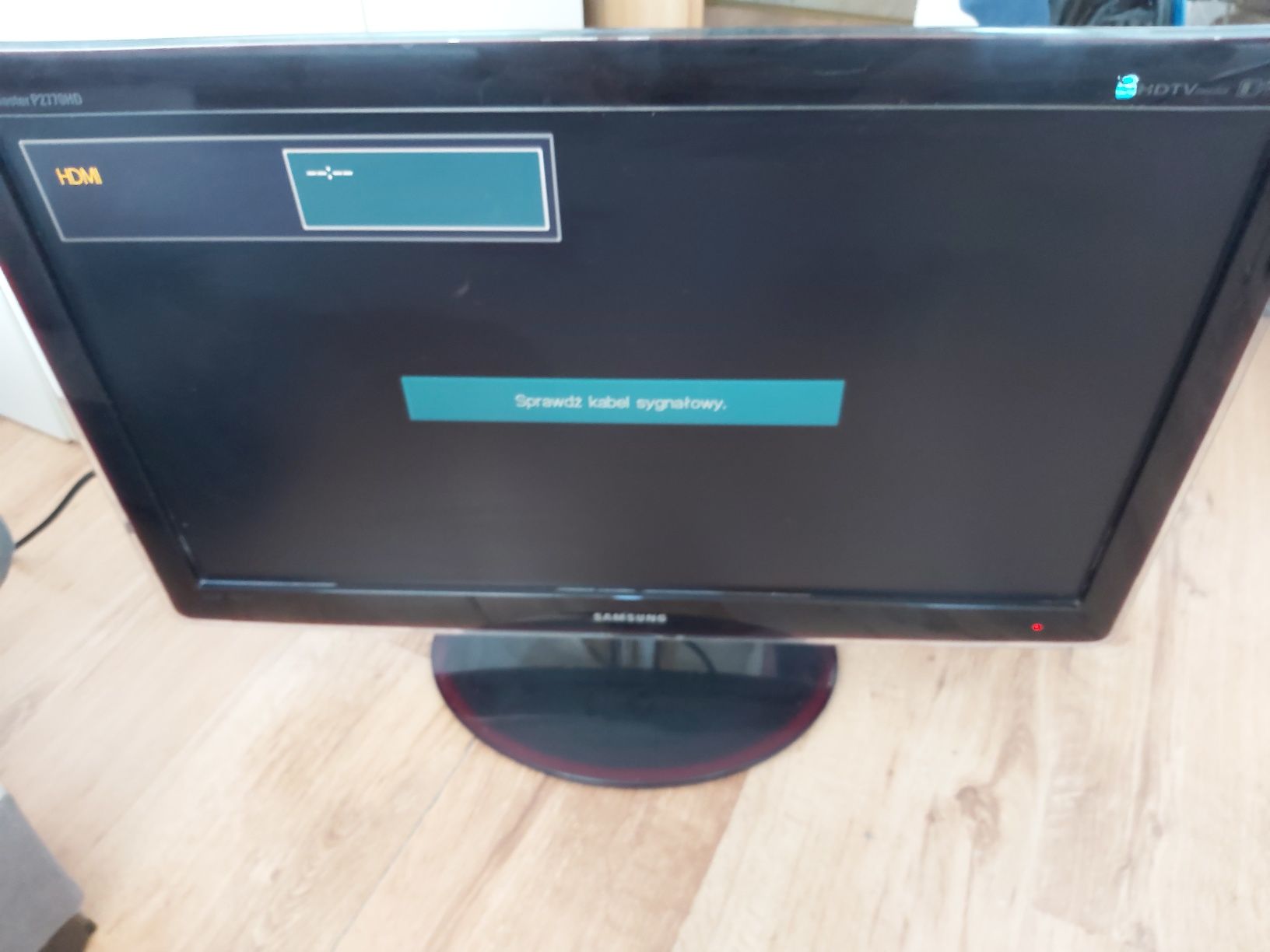 Monitor z tunerem Tv Samsung.