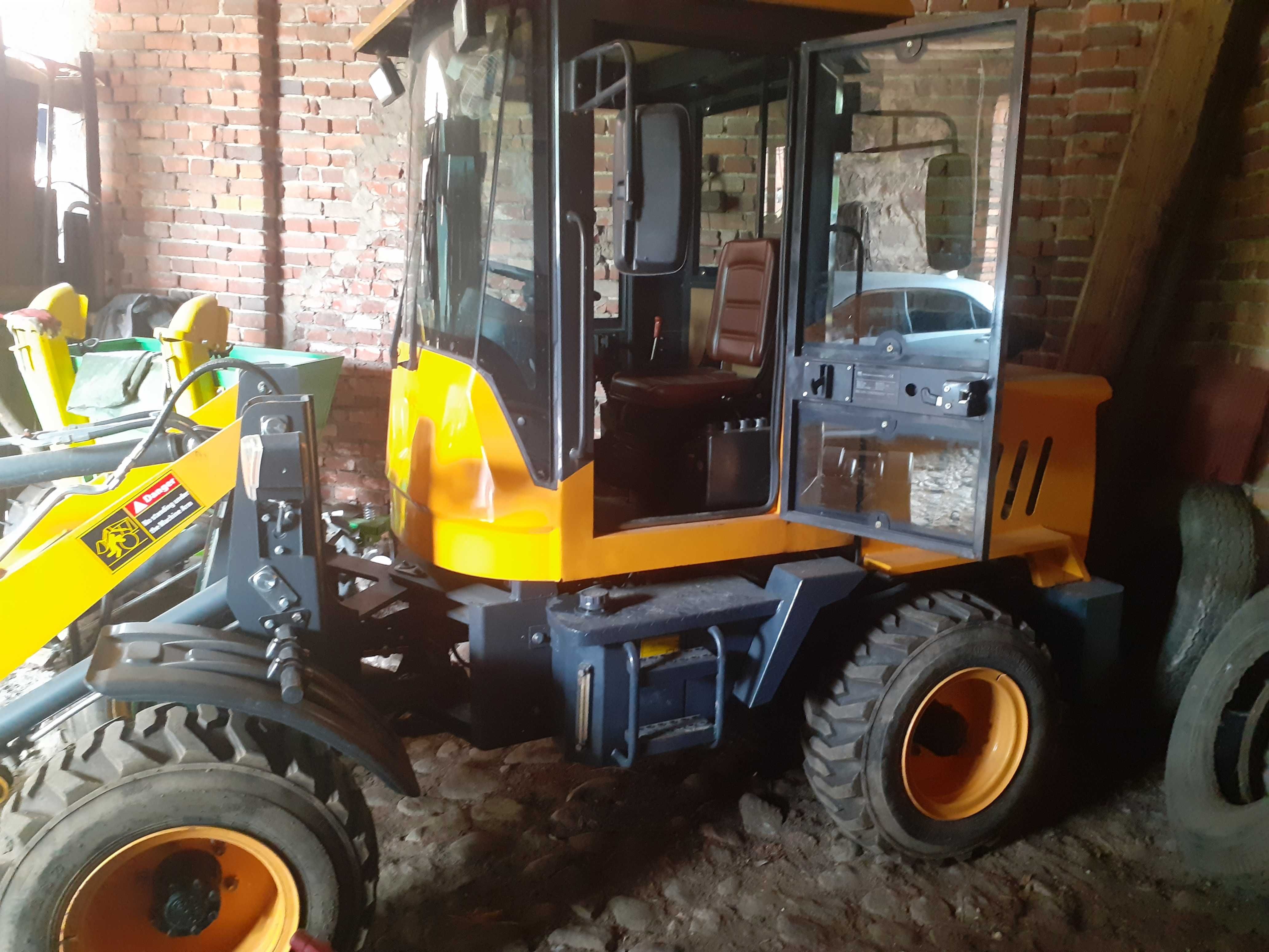 Ładowarka kołowa Loader NM-LD20