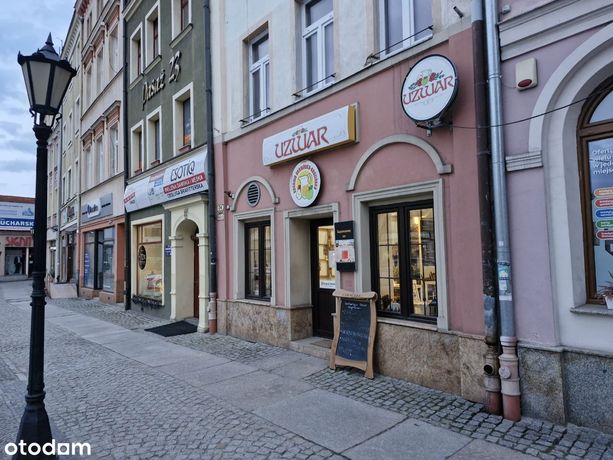 Duży lokal w Rynku - restauracja/sklep/bank/salon