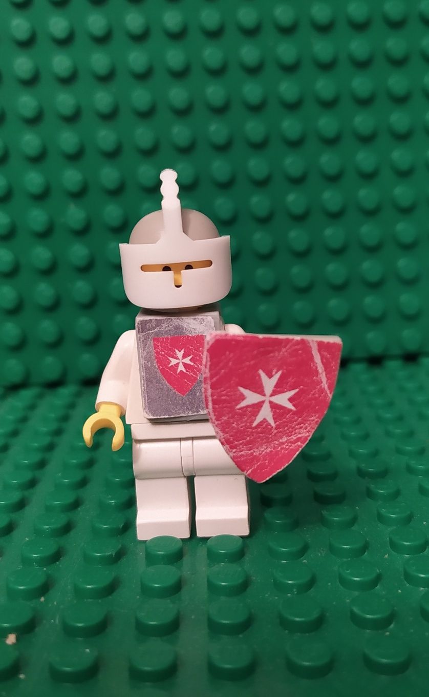 Lego Castle minifigurka rycerza z zestawu 375 lub 6075