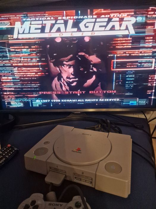 Zestaw konsola PSX ps1 wraz z padem i grami - METAL GEAR SOLID !!