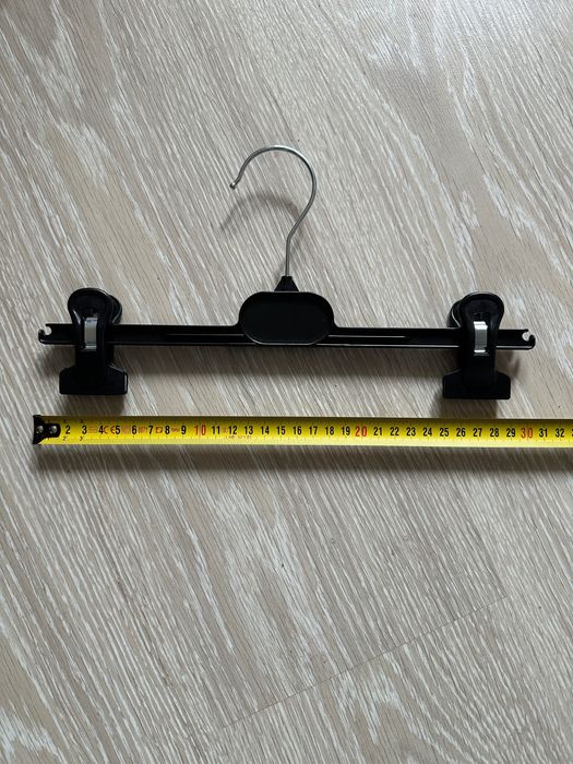 Дитячі вішаки, вішалки для спідниць і штанів