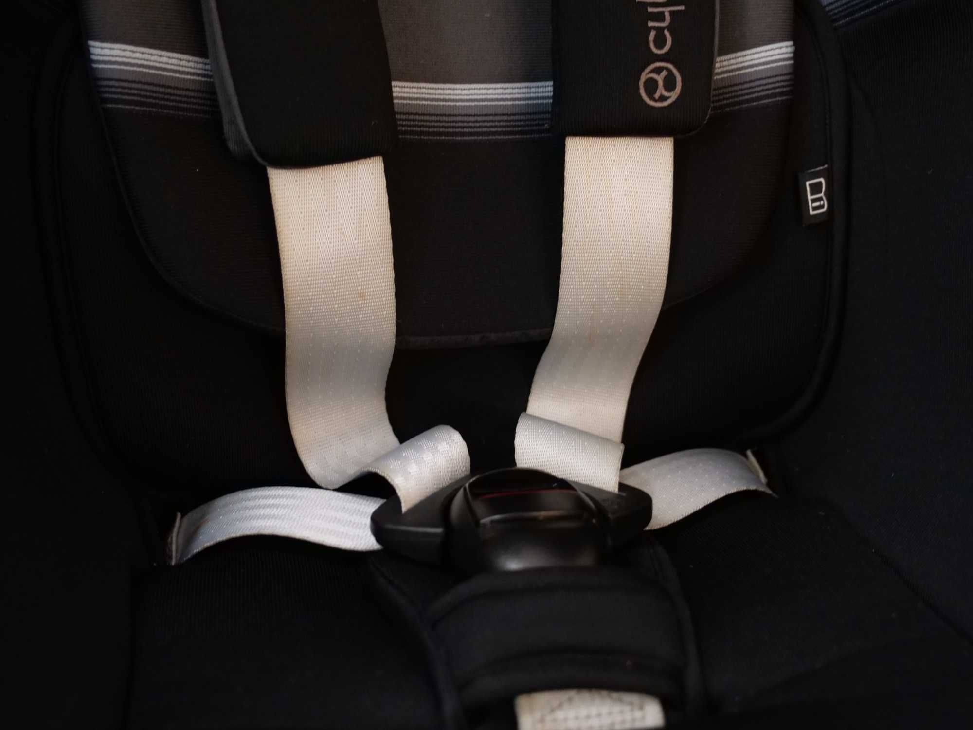 fotelik Cybex Sirona SX2 I-Size 0-18kg - zadbany
