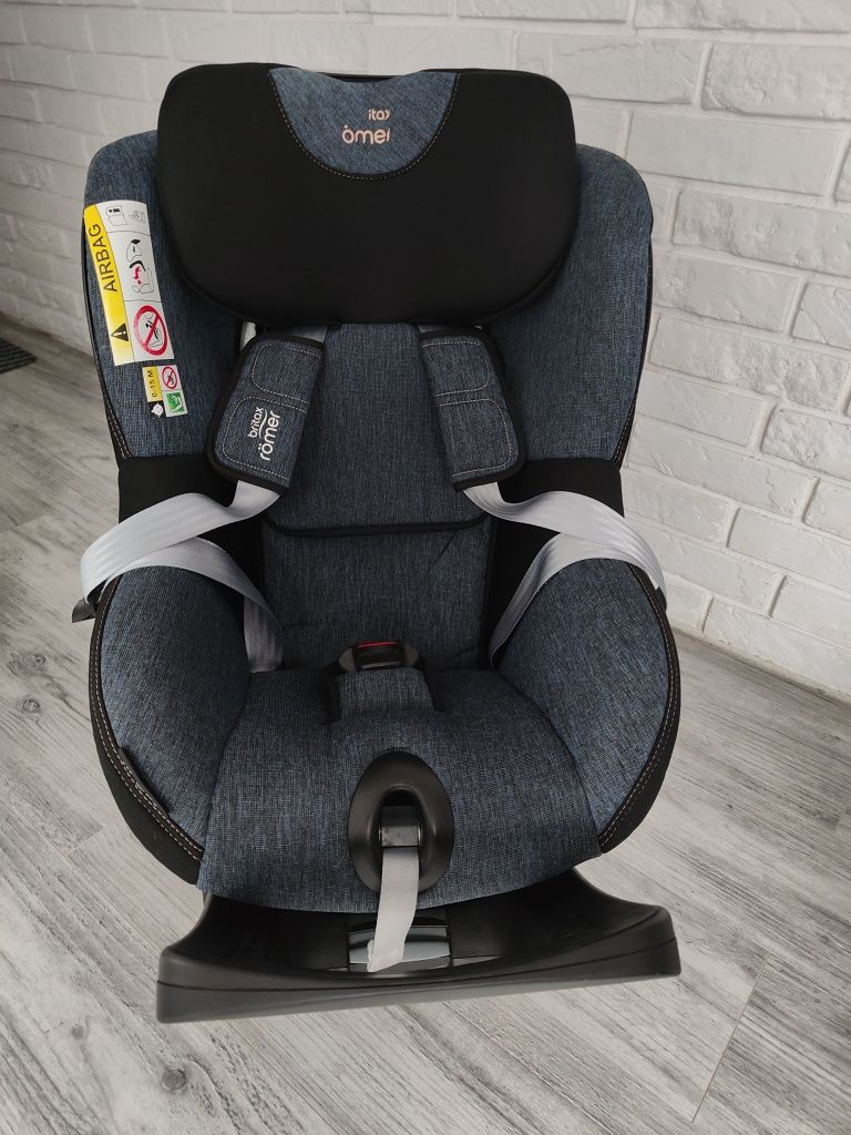 Britax Romer DUALFIX M i-SIZE | fotelik samochodowy