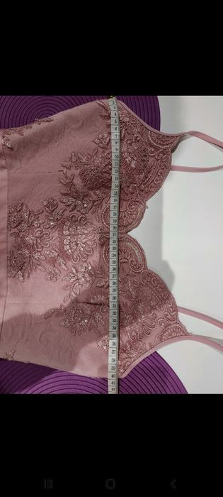 Sukienka pudrowy róż