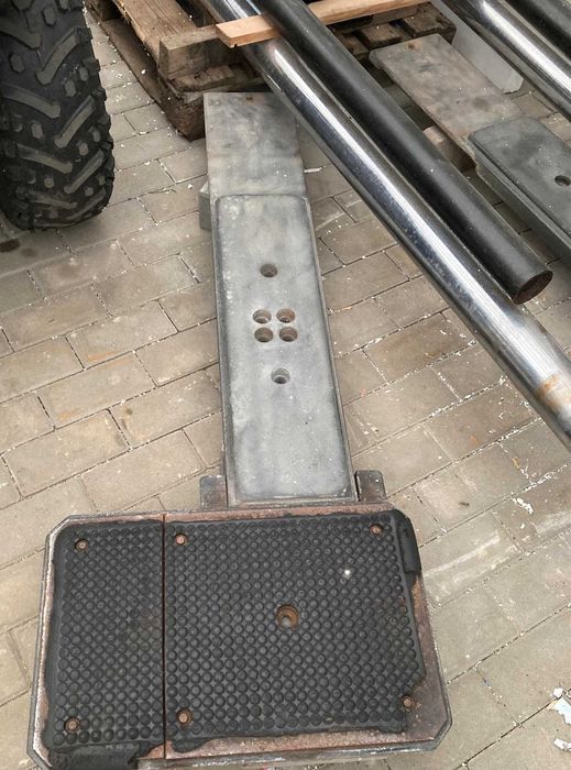 Podnośnik podposadzkowy Slift 3,5t 3500kg stemplowy podnosnik najazd