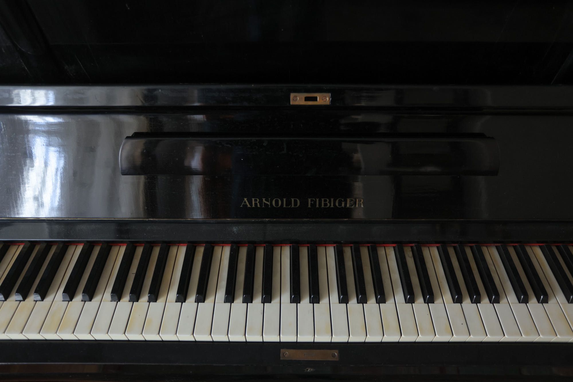 Pianino Arnold Fibiger.